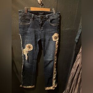 Apt 9 Women's Dark Blue Bootcut Jeans with Embroidered Patches‎ Size 6